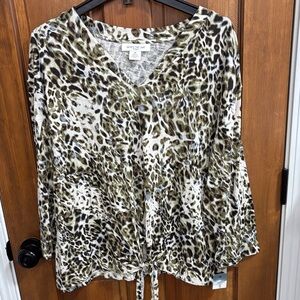 Skye’s The Limit Tie-Front Animal Print V-Neck Blouse NWT